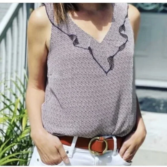 CAbi Stellar Ruffled Sleeveless Blouse Tank Top - Picture 1 of 4